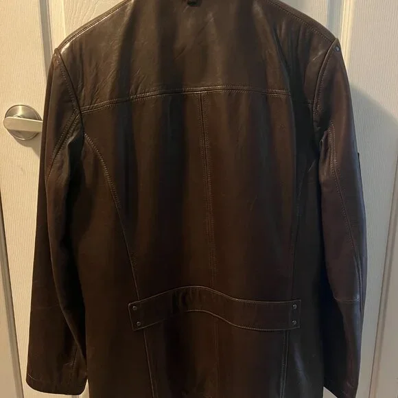 Danier Genuine Leather (Brown) Jacket (with detachable vest lining) *Vintage* - Picture 8 of 14